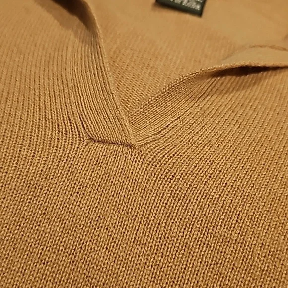 LL Bean womans medium cashmere sweater very good condition - Picture 8 of 10